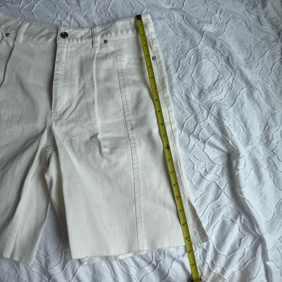 Derek Lam Long White Jean Shorts with Slit Side Detail - Picture 4 of 9